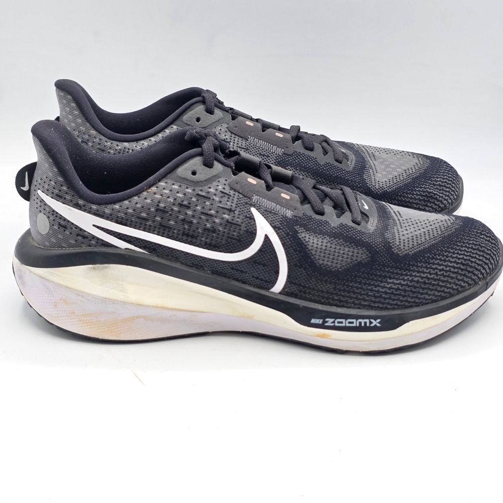 Nike Vomero 17 Running Shoes Womens 10 Black White FB8502-001 ZoomX Cushioned